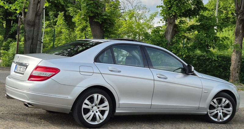 Mercedes-Benz Klasa C cena 32500 przebieg: 218000, rok produkcji 2009 z Dynów małe 742